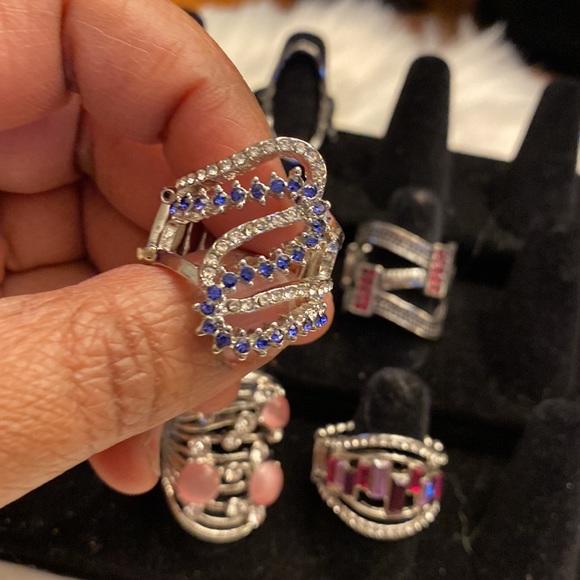 Everything must go sale - Picture 7 of 11